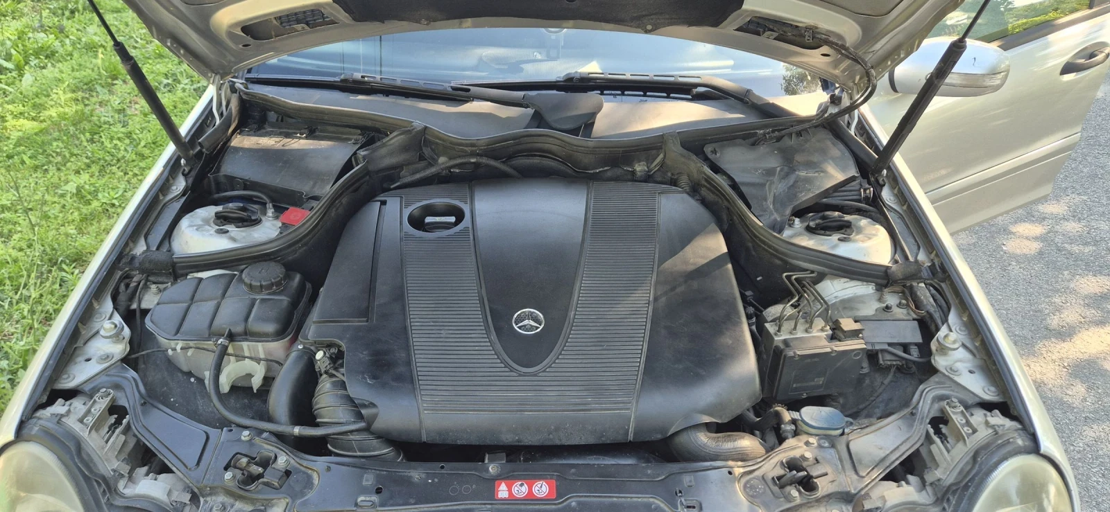 Mercedes-Benz C 220 W203, снимка 8 - Автомобили и джипове - 54875366