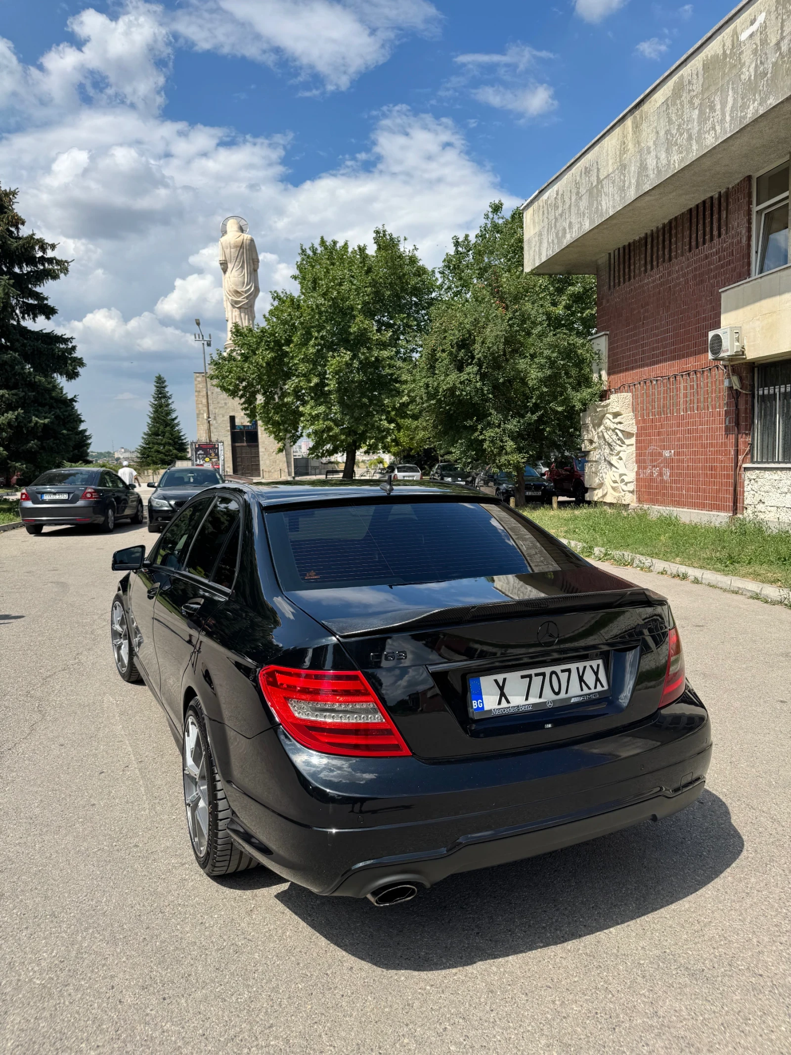 Mercedes-Benz C 220, снимка 2 - Автомобили и джипове - 55207225