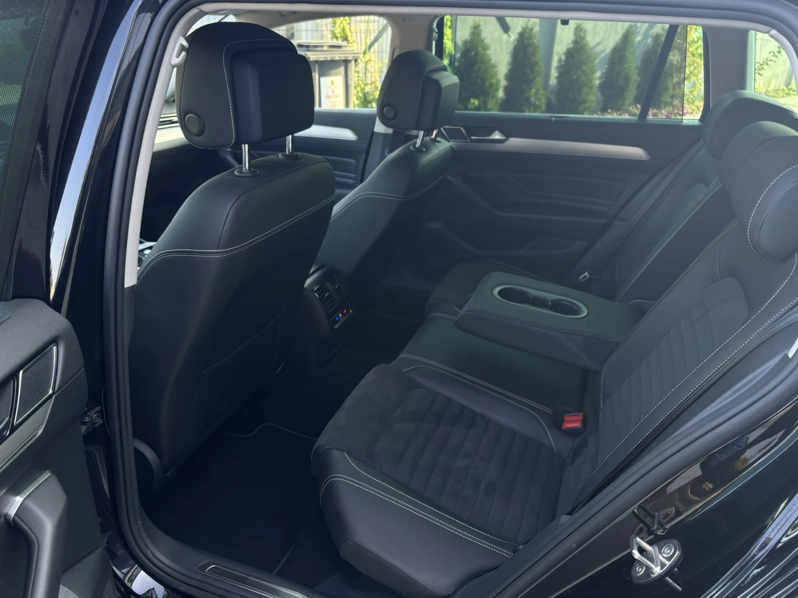VW Passat Highline2.0TDI, снимка 9 - Автомобили и джипове - 55443385