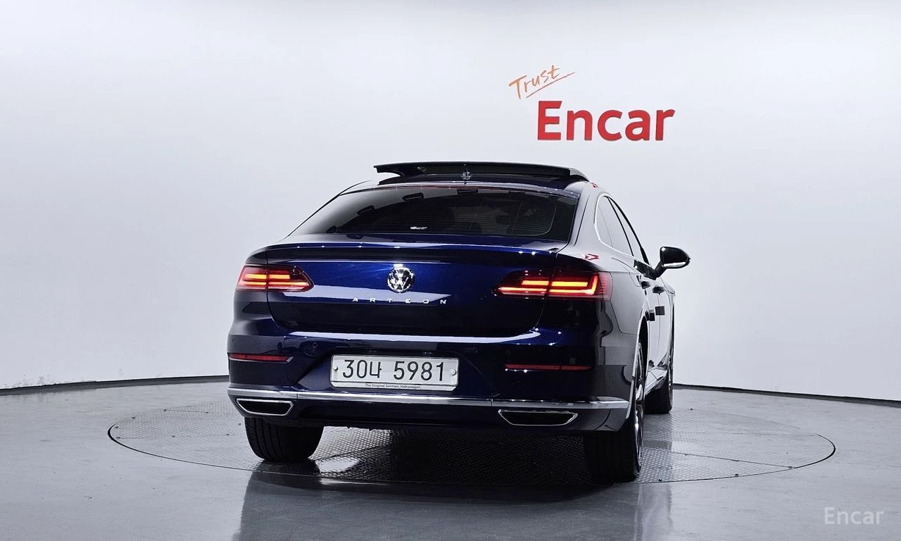 VW Arteon 2.0 TDI* PRESTIGE* МАСАЖ* ОБДУХ* БЕЗ ИНЦИДЕНТИ, снимка 3 - Автомобили и джипове - 55531243