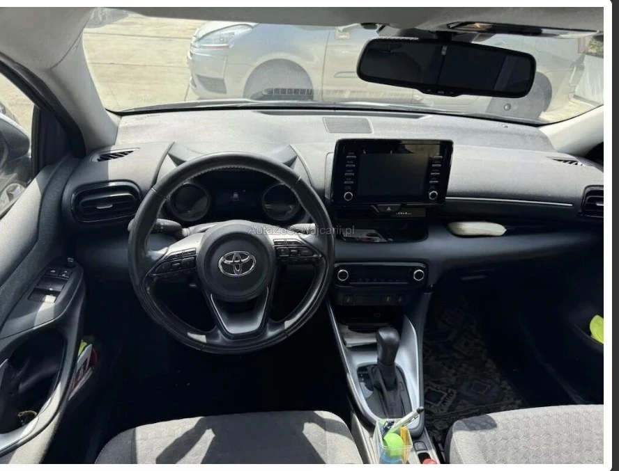 Toyota Yaris На части, снимка 6 - Автомобили и джипове - 55548562
