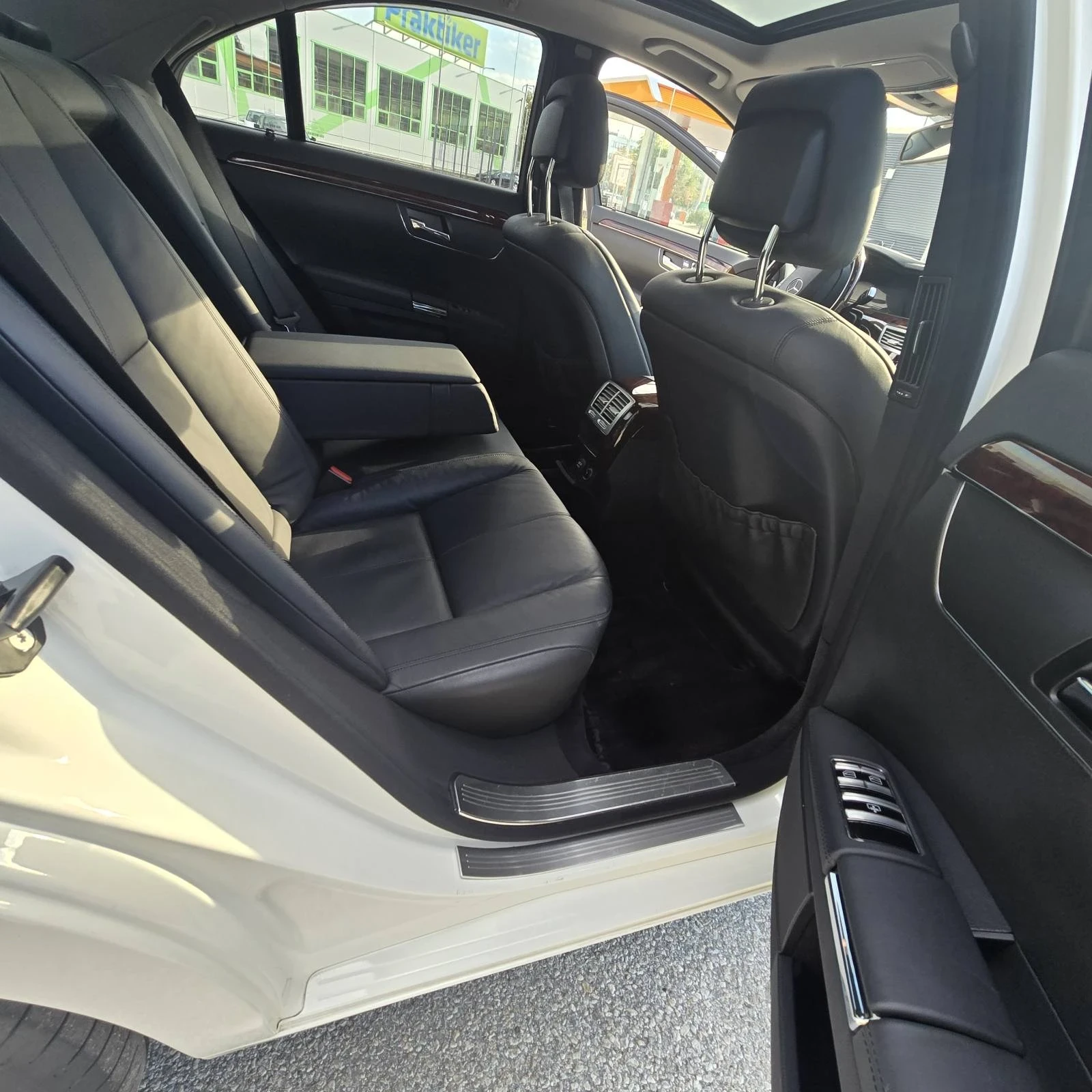 Mercedes-Benz S 500, снимка 9 - Автомобили и джипове - 55613677