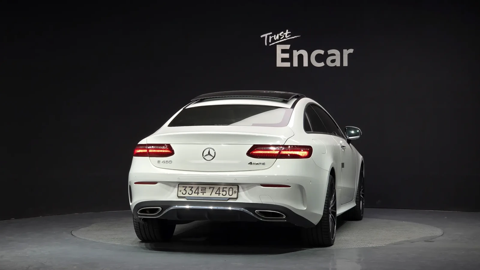 Mercedes-Benz E 450 4MATIC COUPE AMG PKG| BURMESTER| ОБДУХ| AMBIENT| 3, снимка 3 - Автомобили и джипове - 55696020