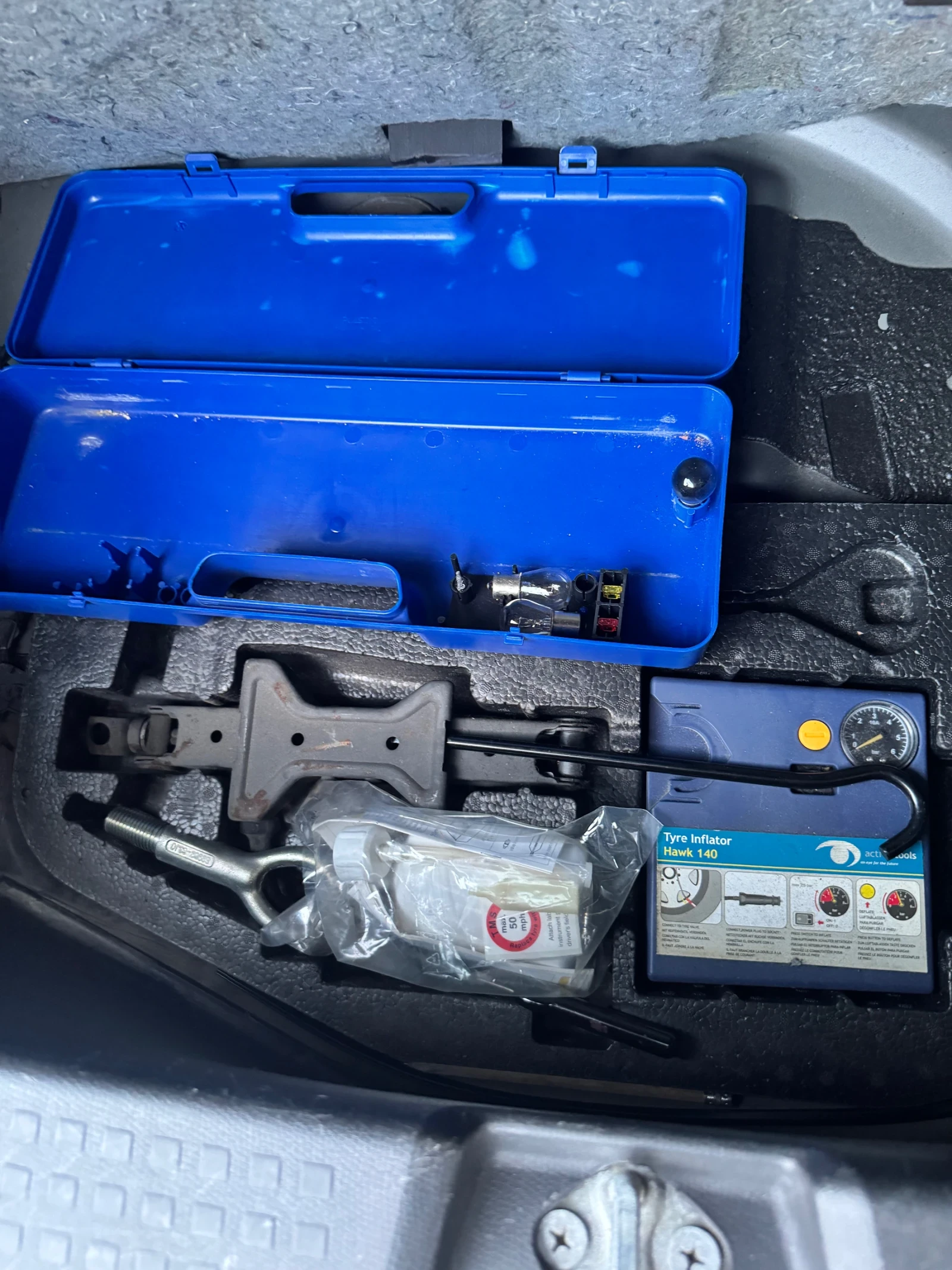 Suzuki Swift, снимка 13 - Автомобили и джипове - 55866978