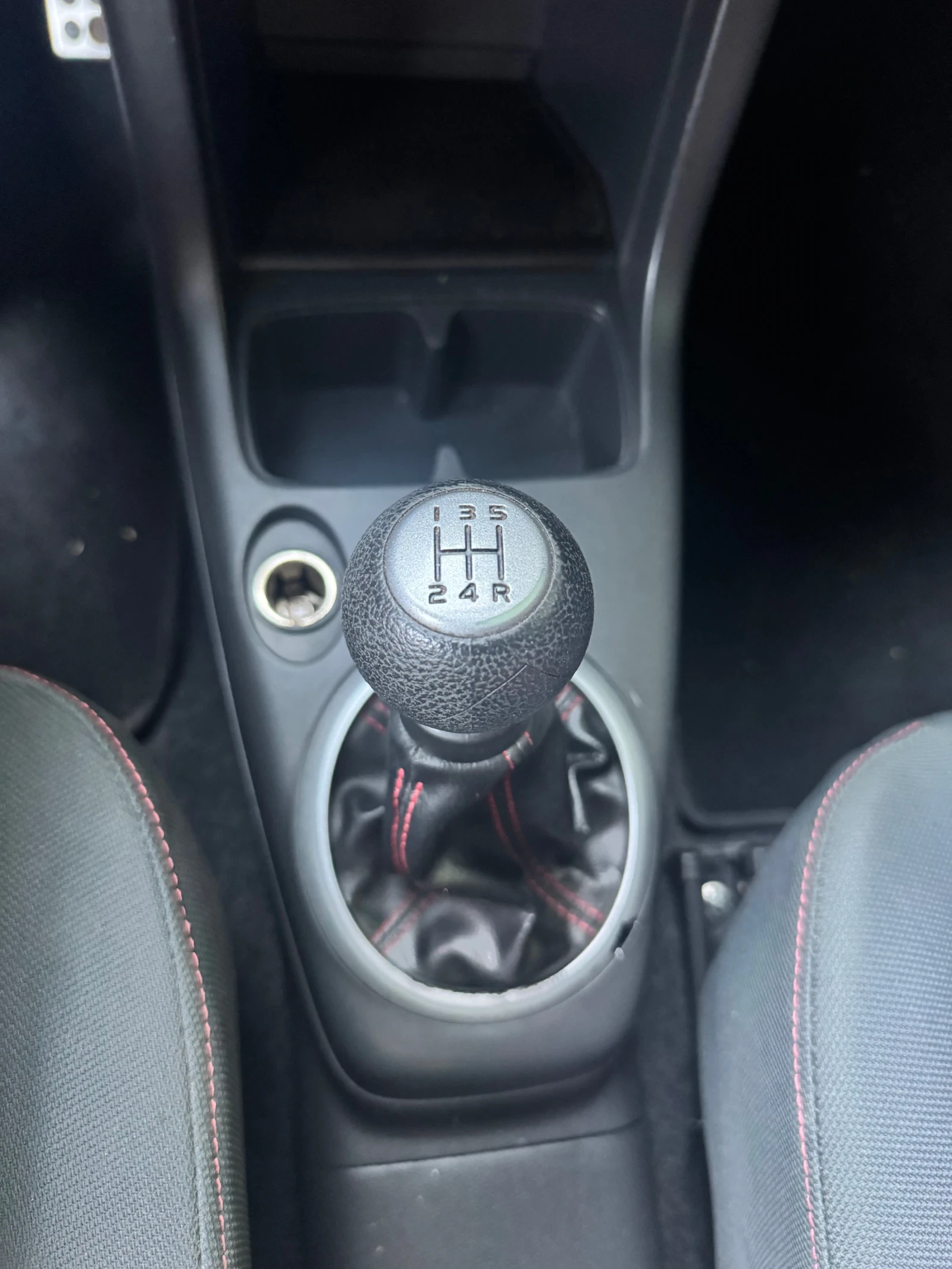 Suzuki Swift, снимка 9 - Автомобили и джипове - 55866978