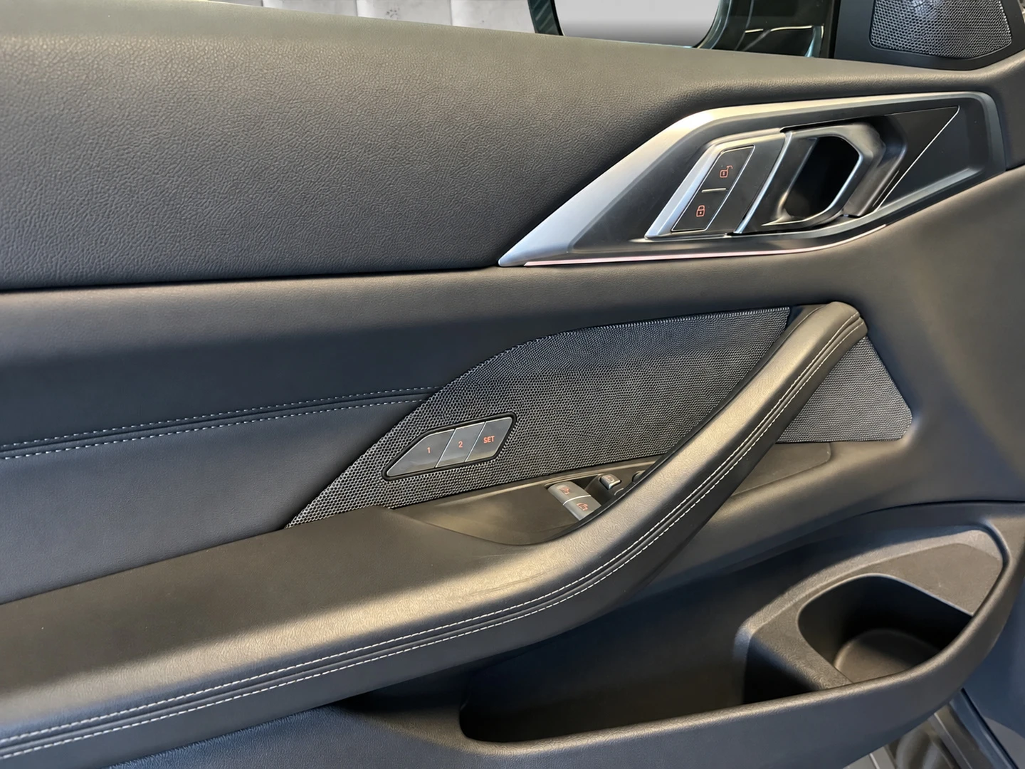 BMW M4 COMPETITION/xDrive/360/HUD/CARBON/LASER/ | Mobile.bg � ����������� 9