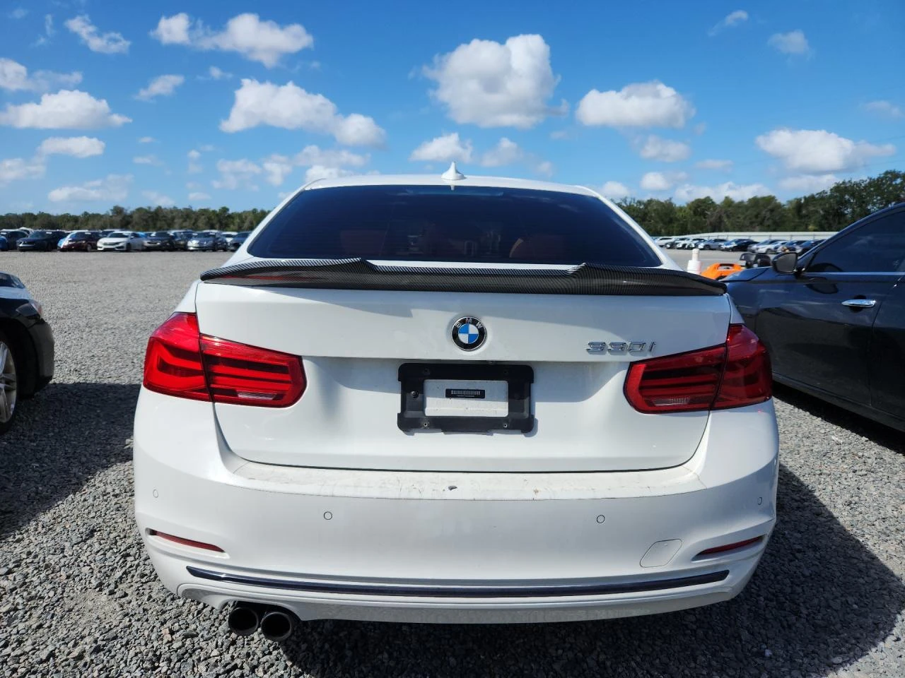 BMW 330 2.0l I, снимка 6 - Автомобили и джипове - 56746300