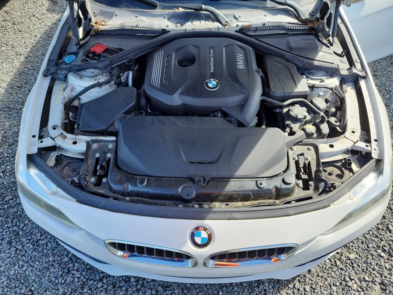BMW 330 2.0l I, снимка 11 - Автомобили и джипове - 56746300