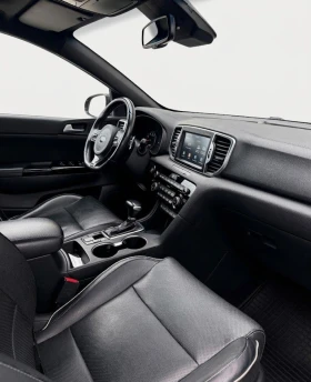 Kia Sportage AWD 2.0 TDI Automatic, снимка 4