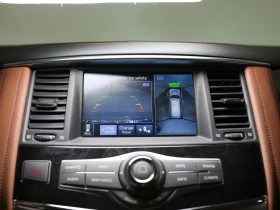 Infiniti QX80 AWD LUXE 360CAM BOSE PANO 7M ЕКРАНИ ОТЗАД БЕЗ ЩЕТИ, снимка 14