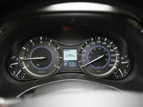 Infiniti QX80 AWD LUXE 360CAM BOSE PANO 7M ЕКРАНИ ОТЗАД БЕЗ ЩЕТИ, снимка 12