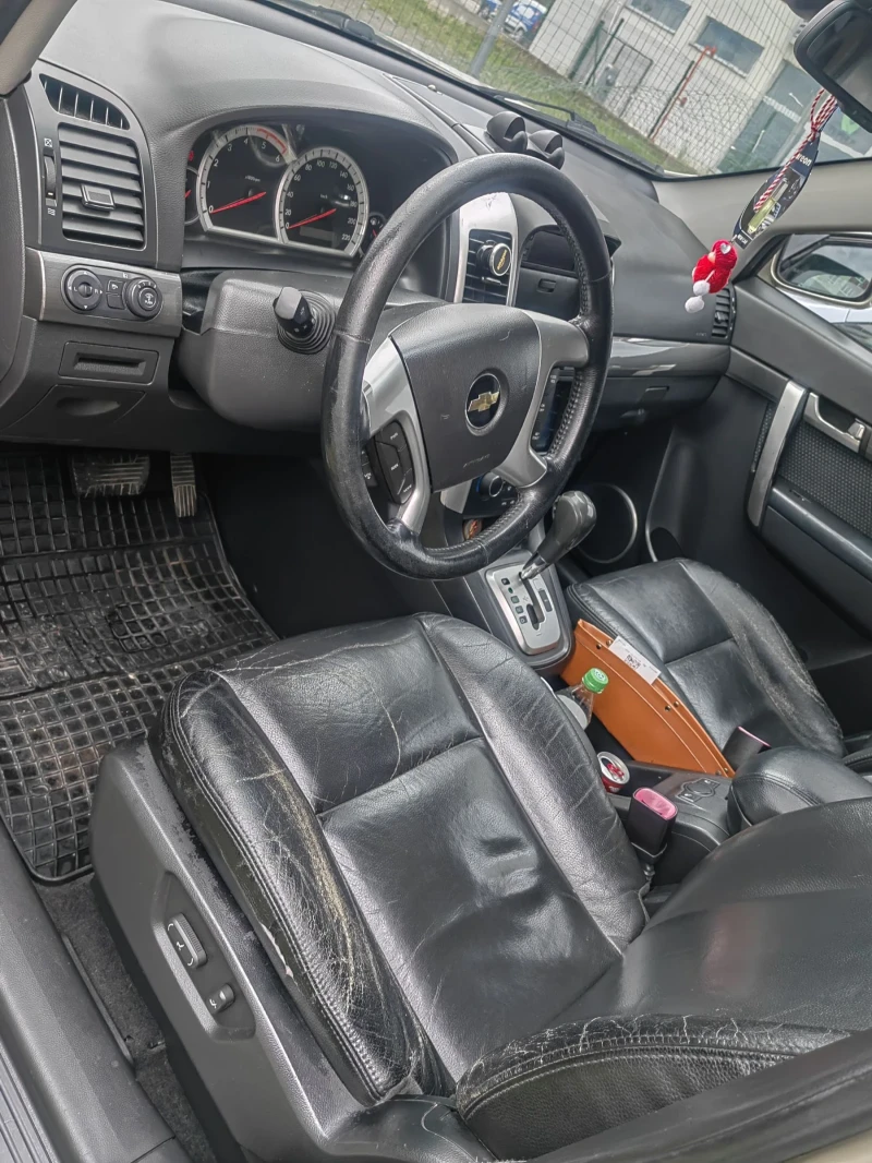 Chevrolet Captiva, снимка 4 - Автомобили и джипове - 47380196