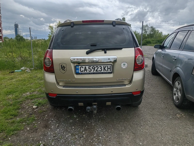 Chevrolet Captiva, снимка 5 - Автомобили и джипове - 47380196