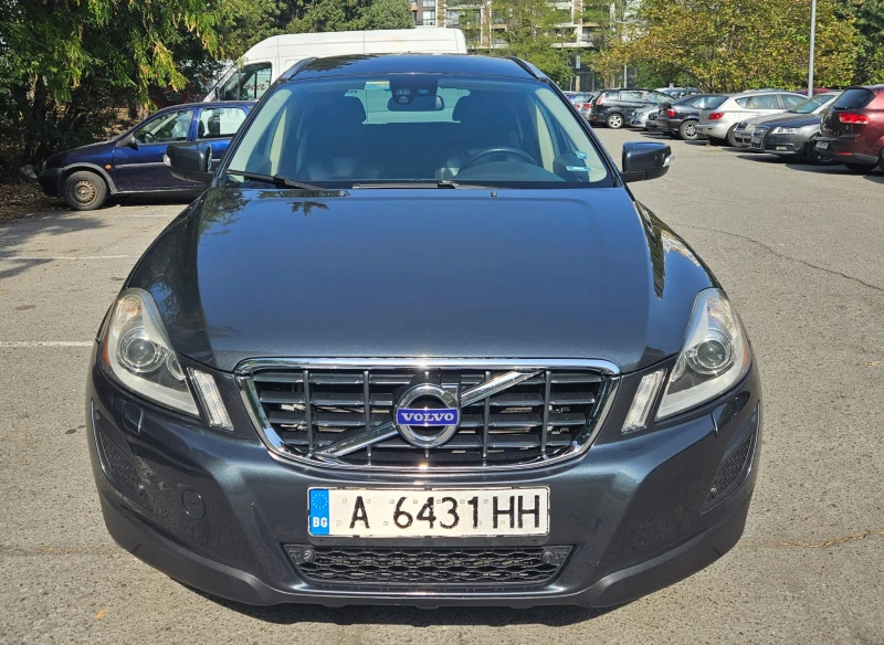 Volvo XC60, снимка 6 - Автомобили и джипове - 49513591