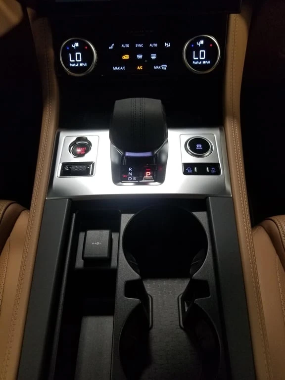 Jaguar F-PACE * S * CARFAX * ��� ������������ ������ | Mobile.bg � ����������� 9