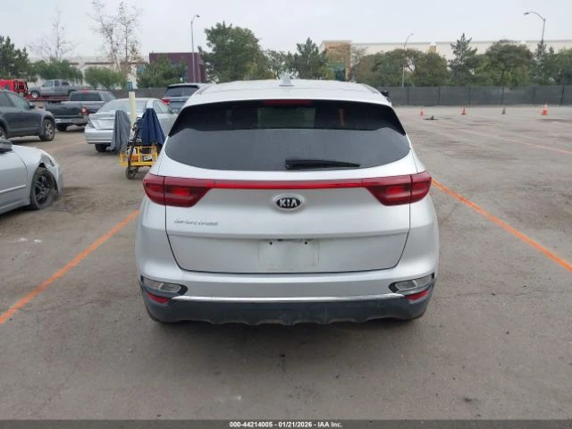 Kia Sportage ПОДГРЕВ* КАМЕРА* КЕЙЛЕС* LANE* ASSIST, снимка 16 - Автомобили и джипове - 53623698