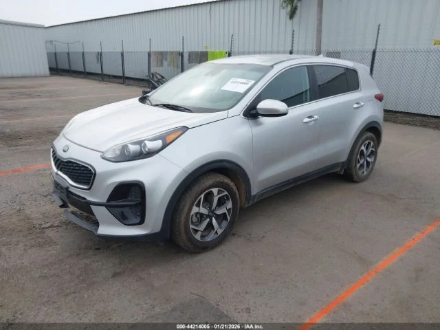 Kia Sportage ПОДГРЕВ* КАМЕРА* КЕЙЛЕС* LANE* ASSIST - изображение 2