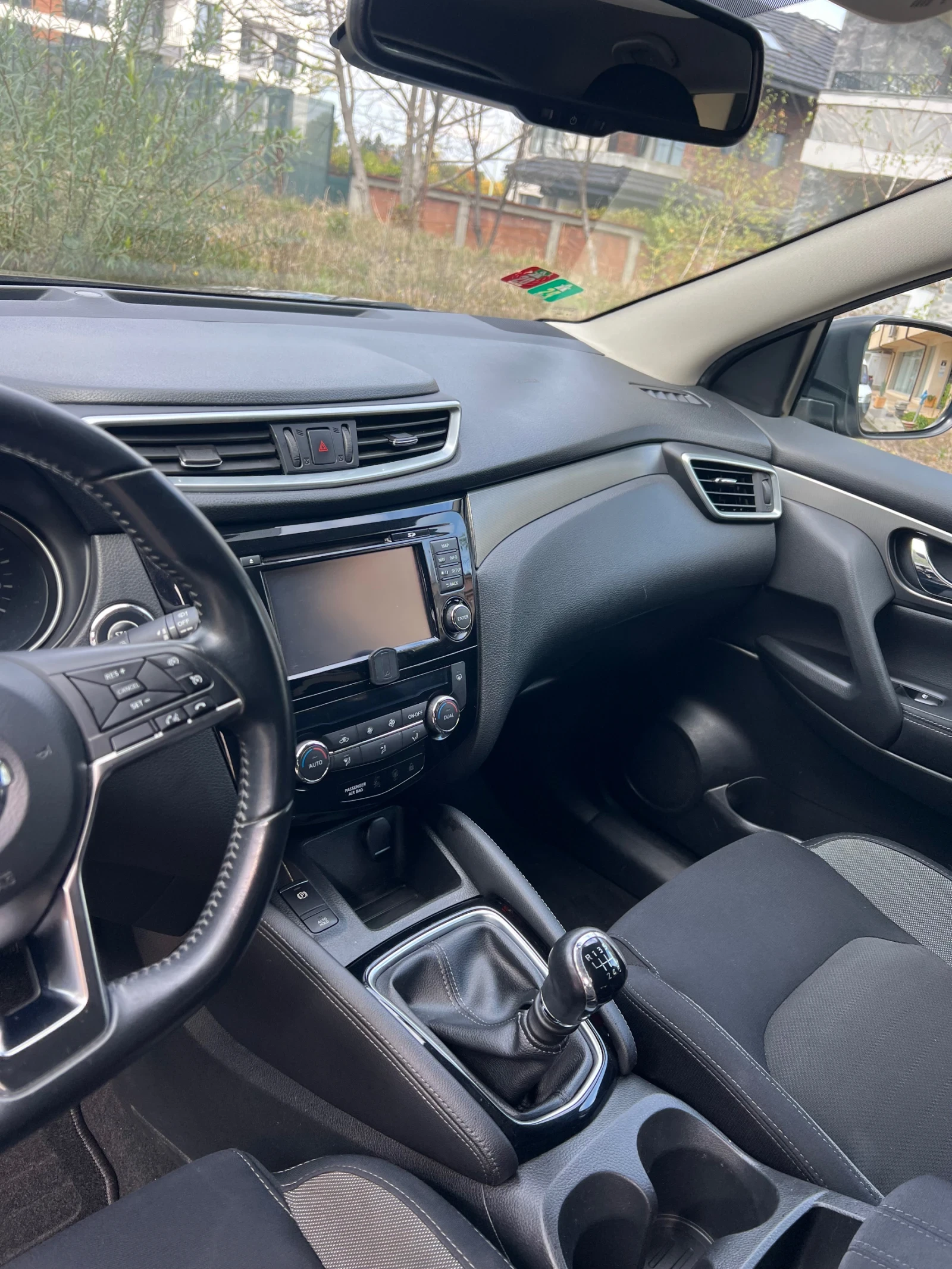 Nissan Qashqai 1.5 - изображение 6