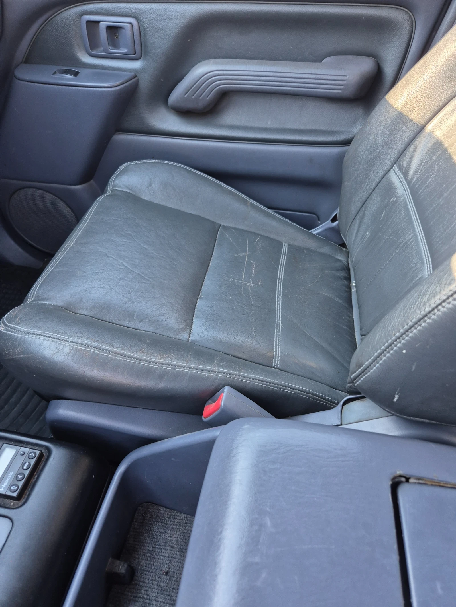 Toyota Land cruiser, снимка 14 - Автомобили и джипове - 54163846