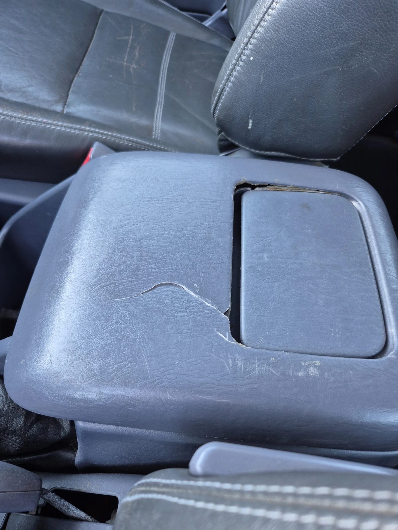 Toyota Land cruiser, снимка 15 - Автомобили и джипове - 54163846