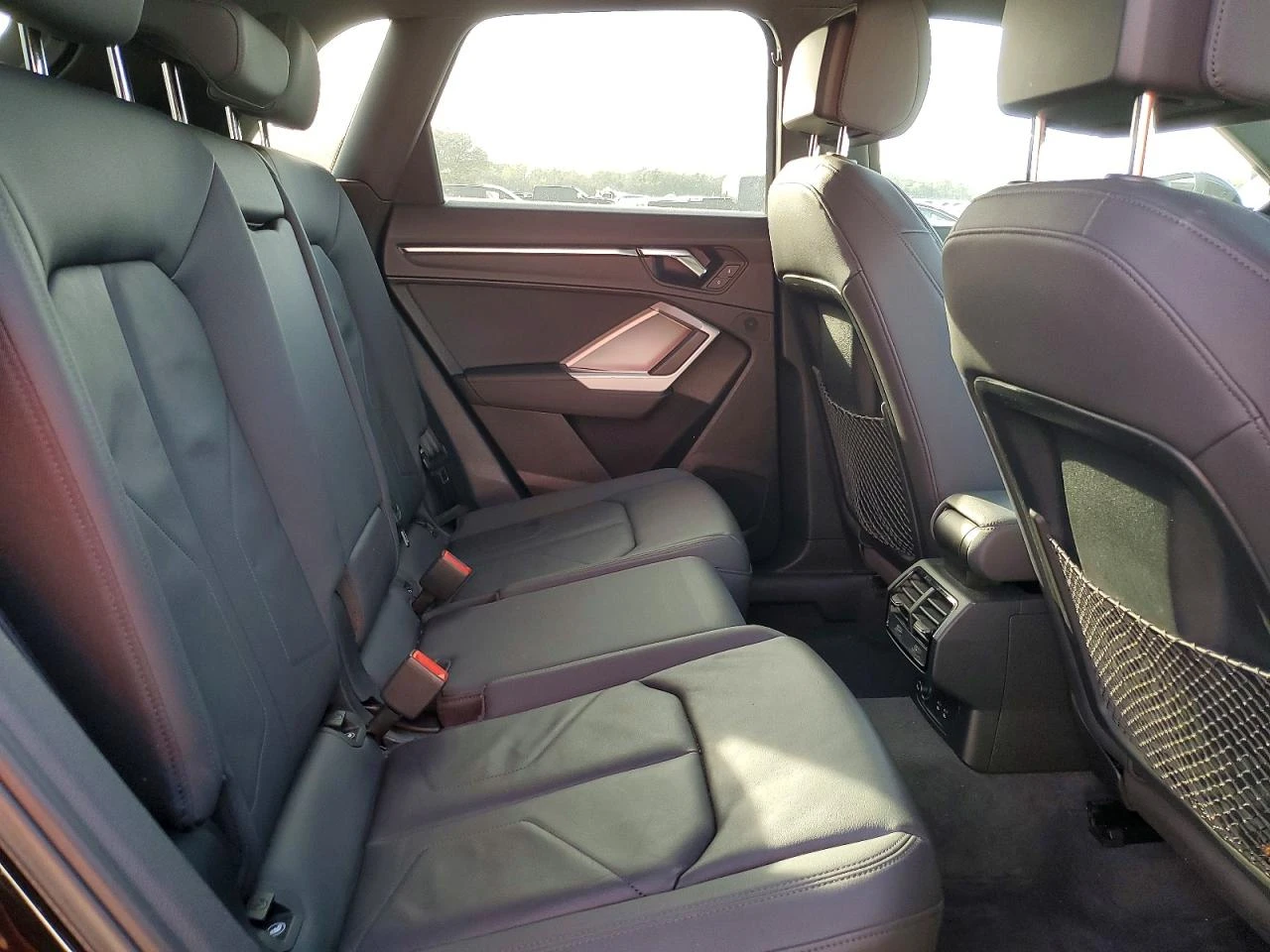 Audi Q3 PREMIUM S-Line* B&O* PANORAMA* �������*  | Mobile.bg � ����������� 10