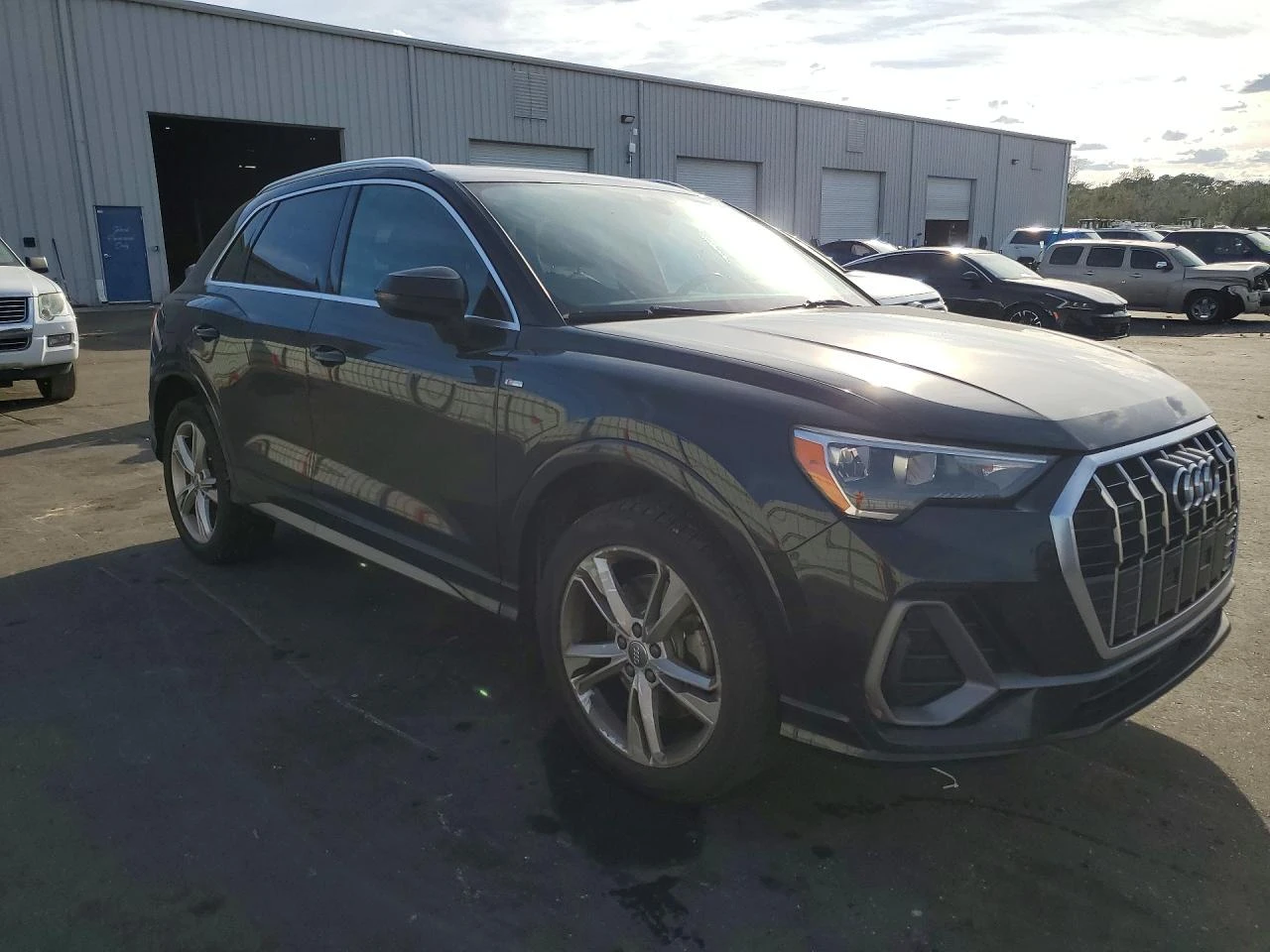 Audi Q3 PREMIUM S-Line* B&O* PANORAMA* ПОДГРЕВ*  | Auto.bg — изображение 1