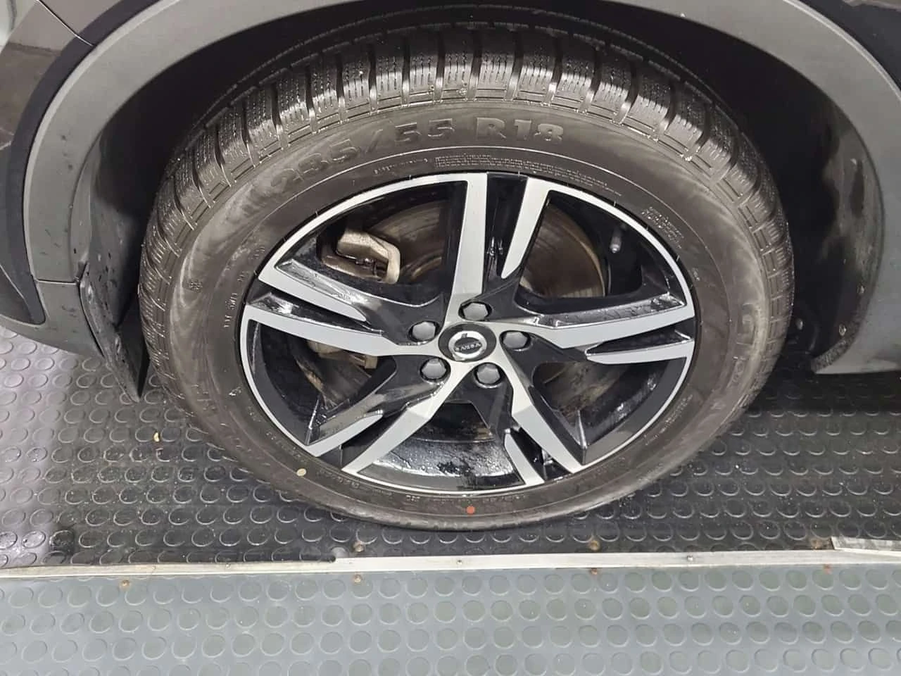 Volvo XC40 * CORE * АВТОКРЕДИТ БЕЗ ПЪРВОНАЧАЛНА ВНОСКА* , снимка 6 - Автомобили и джипове - 54773174