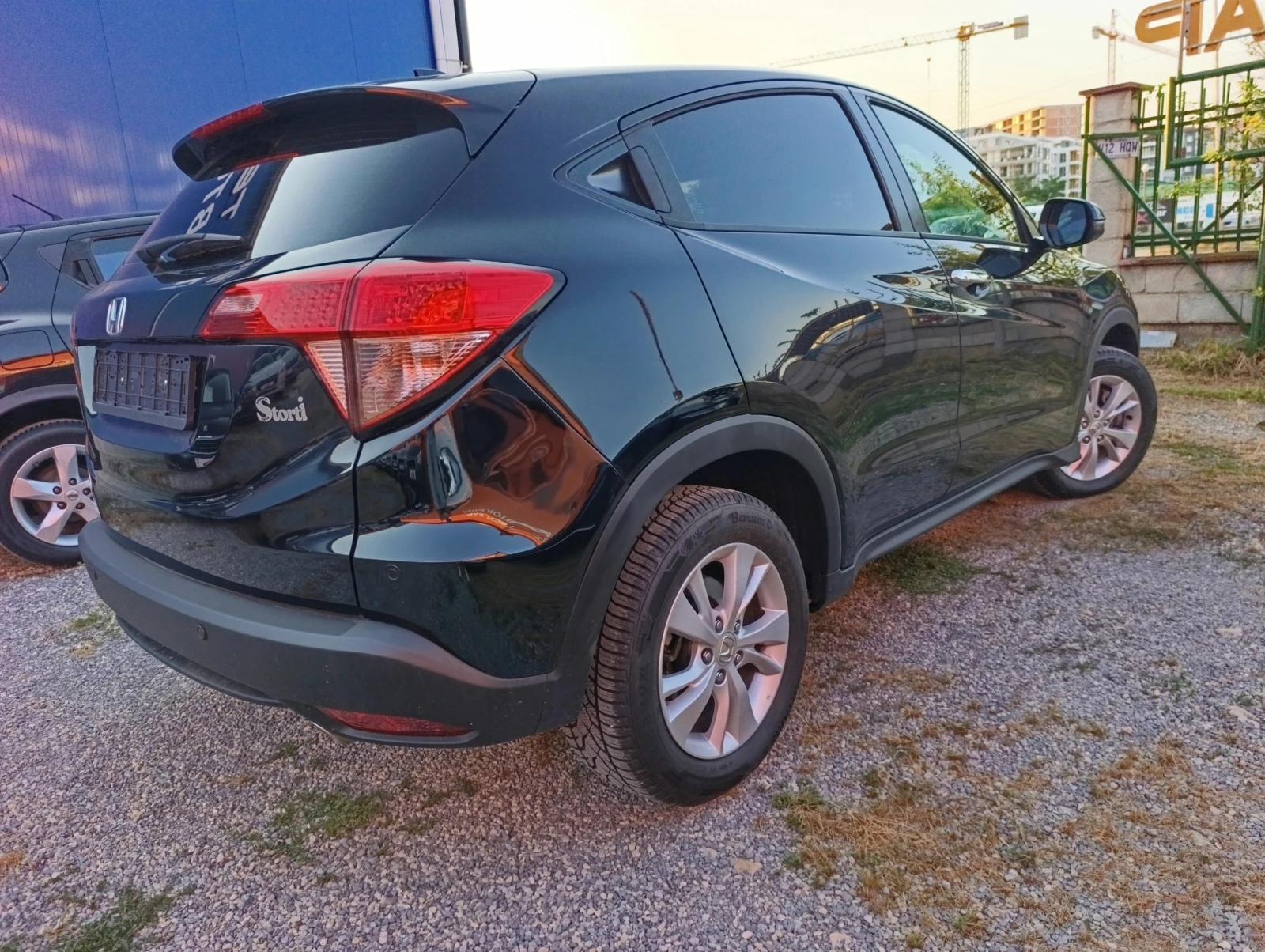 Honda Hr-v 1.5i-VTEC Elegance, снимка 7 - Автомобили и джипове - 55204373