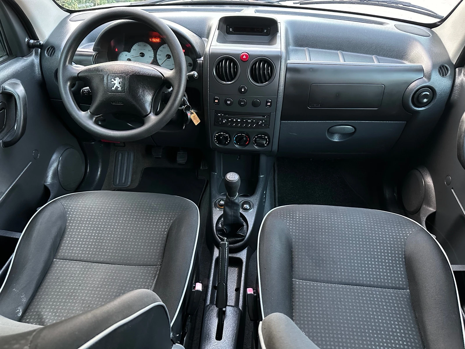 Peugeot Partner 1.6i 110к.с., снимка 14 - Автомобили и джипове - 55437177