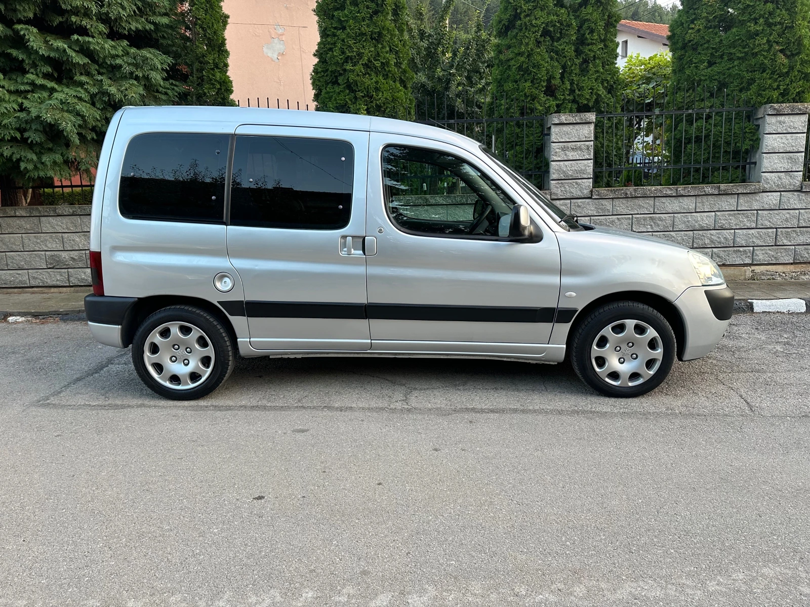Peugeot Partner 1.6i 110к.с., снимка 2 - Автомобили и джипове - 55437177