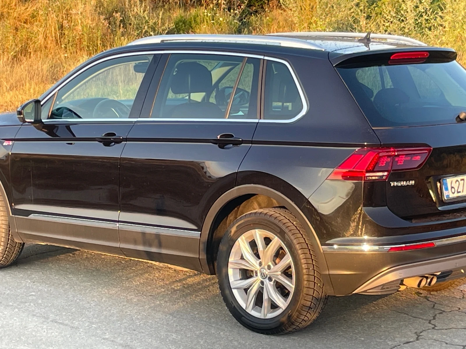 VW Tiguan Full led 4x4, снимка 4 - Автомобили и джипове - 55457044