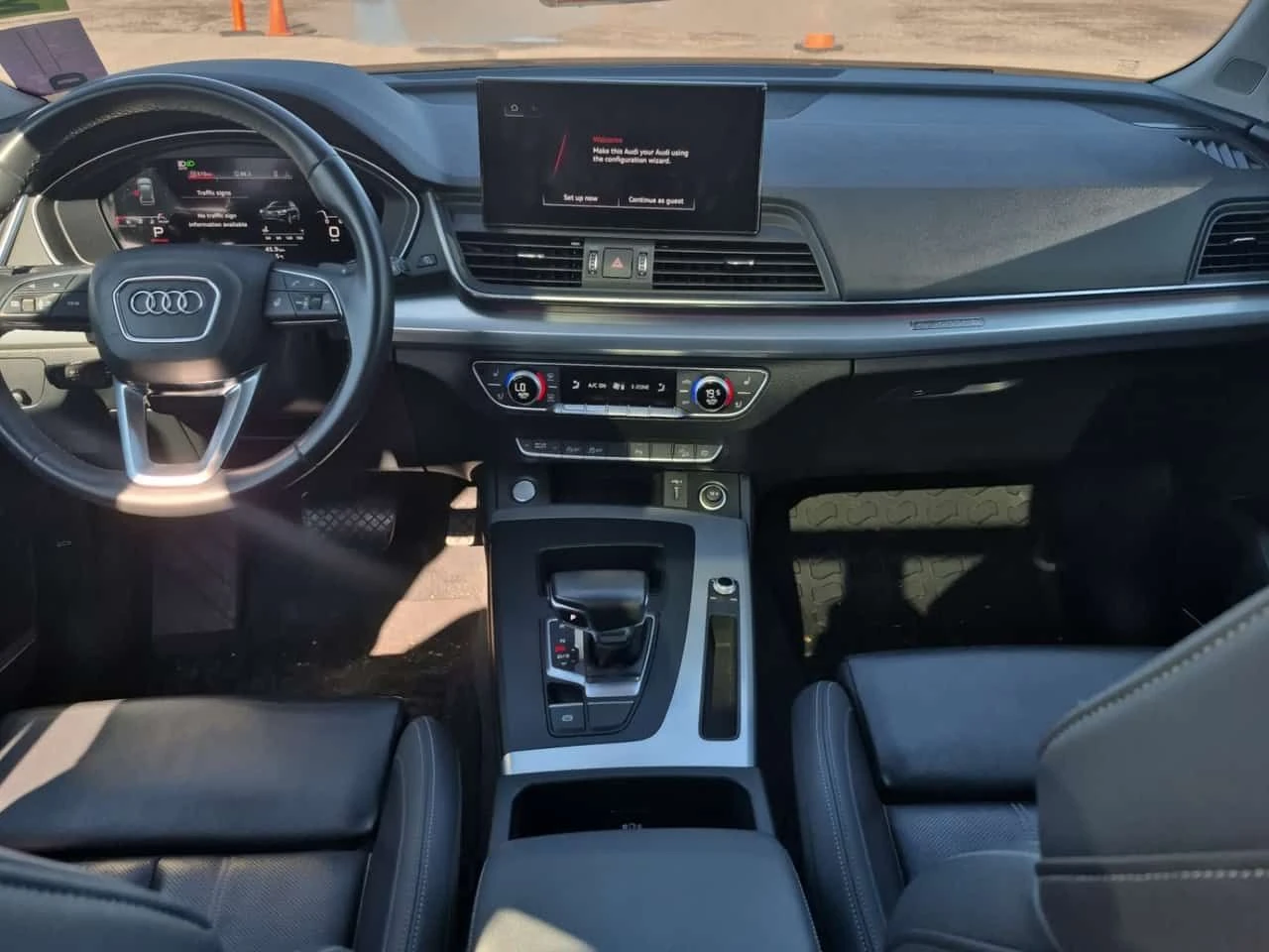 Audi Q5 * TECHNIK * CARFAX * ОПЦИЯ ЗА ФИНАНСИРАНЕ, снимка 10 - Автомобили и джипове - 55664314