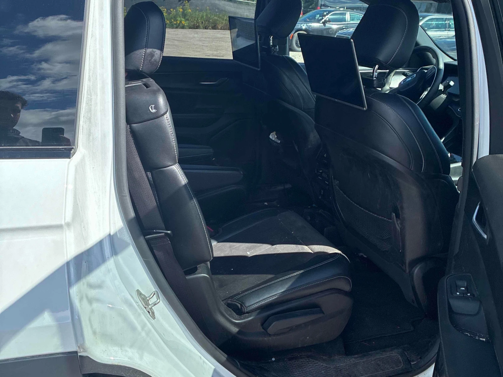 Jeep Grand cherokee * Altitude * АВТОКРЕДИТ БЕЗ ПЪРВОНАЧАЛНА ВНОСКА* , снимка 14 - Автомобили и джипове - 55988394