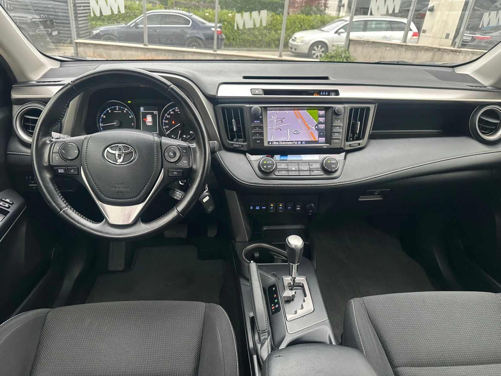 Toyota Rav4 АВТОМАТИК 4х4 НАВИГАЦИЯ, снимка 10 - Автомобили и джипове - 56227709
