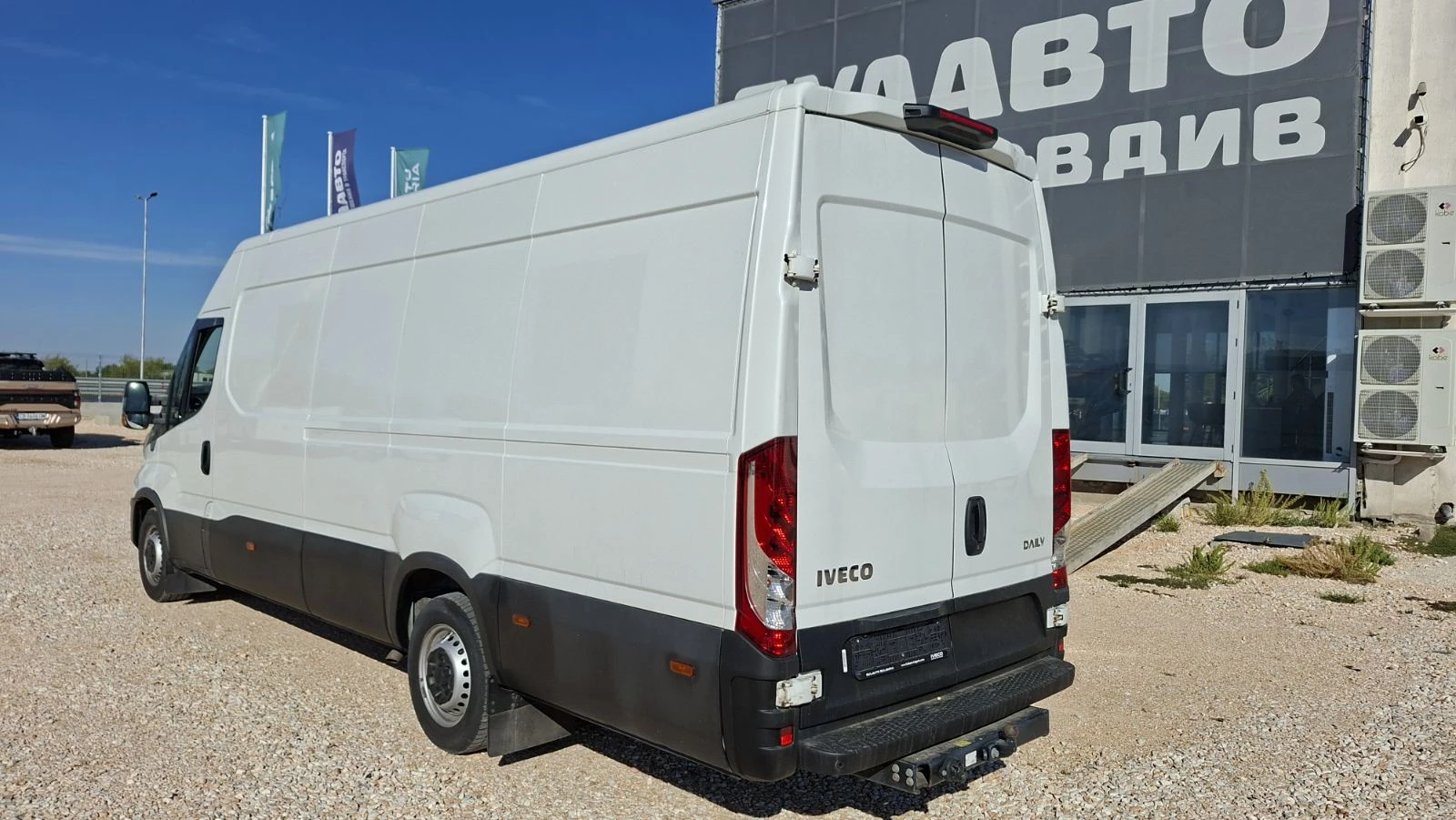 Iveco Daily 35C16, снимка 3 - Бусове и автобуси - 56325561