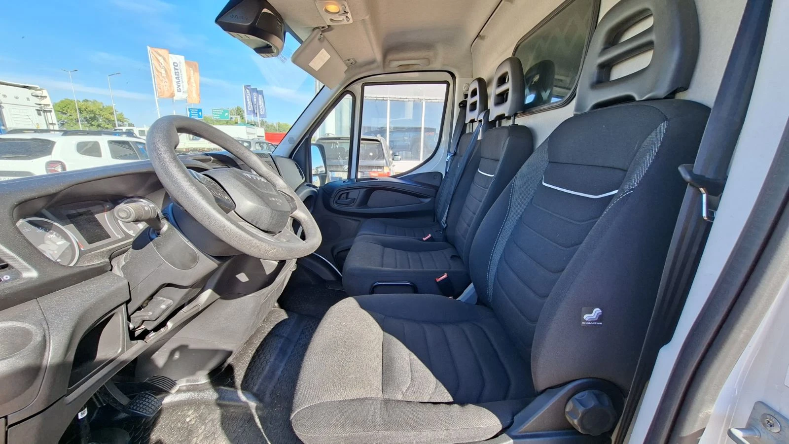 Iveco Daily 35C16, снимка 9 - Бусове и автобуси - 56325561