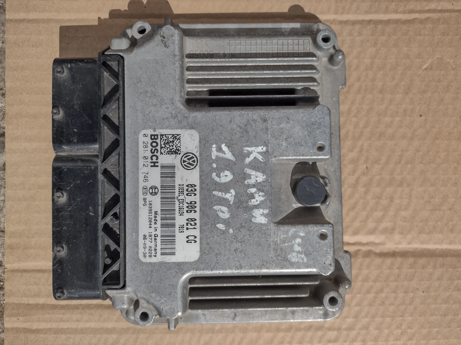 03G 906 021 CG �������� �������� ��  VW CADDY 1.9 TDI  Bosch 0 281 012 746 | Mobile.bg � ����������� 1