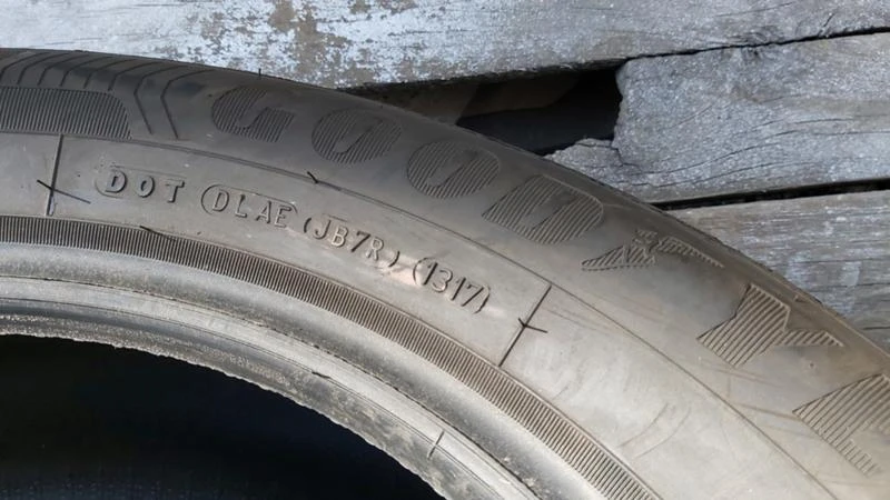 Гуми Летни 195/65R15, снимка 6 - Гуми и джанти - 28767907