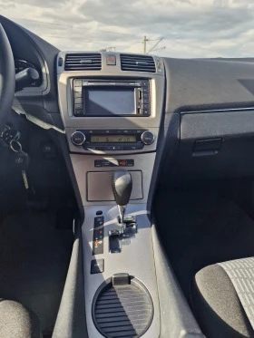 Toyota Avensis 2.2d automatic, снимка 11