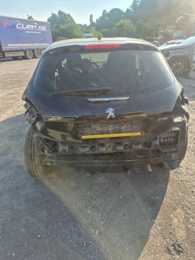 Peugeot 208 1.2, снимка 5