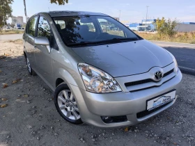 Toyota Corolla verso 2.2 ДИЗЕЛ 136 К.С.! УНИКАЛНО СЪСТОЯНИЕ! , снимка 1