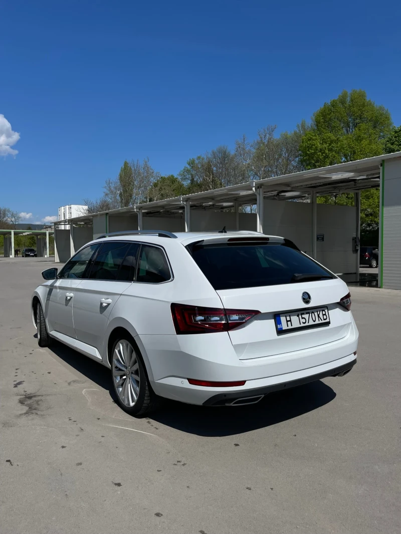 Skoda Superb L&K 190кс 4Х4, снимка 4 - Автомобили и джипове - 47324346