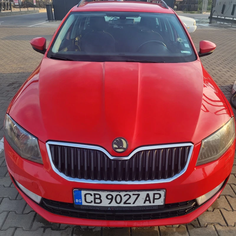 Skoda Octavia, снимка 2 - Автомобили и джипове - 47370780