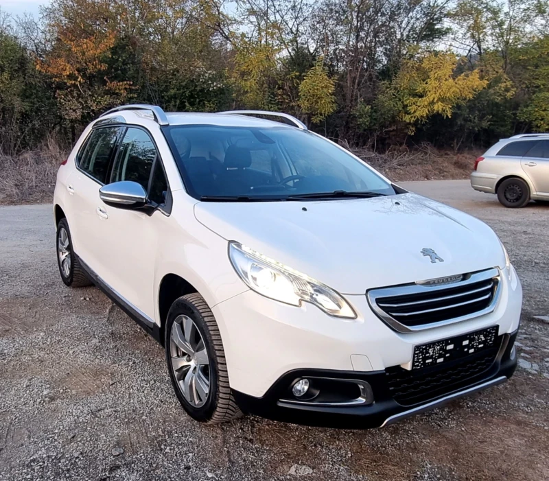 Peugeot 2008 1.6hdi Automatic, снимка 1 - Автомобили и джипове - 47776241