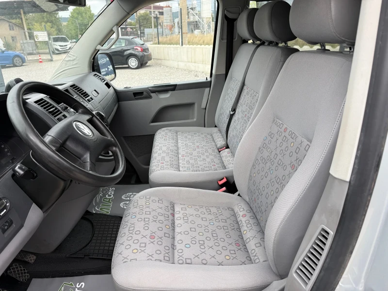VW Multivan 2.5 TDI* 4Motion* 8+ 1, снимка 7 - Автомобили и джипове - 52009849