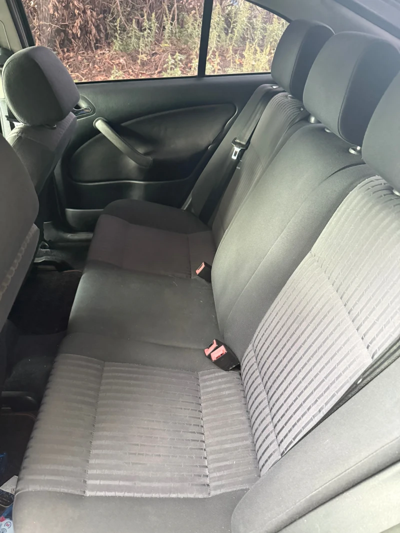 Skoda Octavia 1.9TDI 110hp, снимка 14 - Автомобили и джипове - 52667008