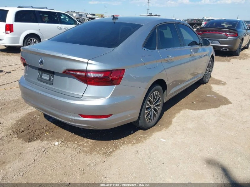 VW Jetta, снимка 6 - Автомобили и джипове - 53025543
