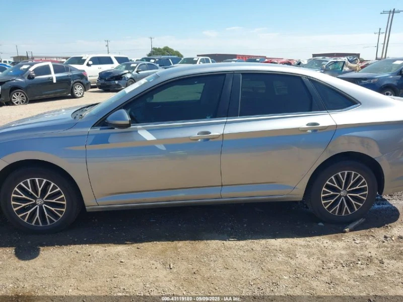 VW Jetta, снимка 7 - Автомобили и джипове - 53025543