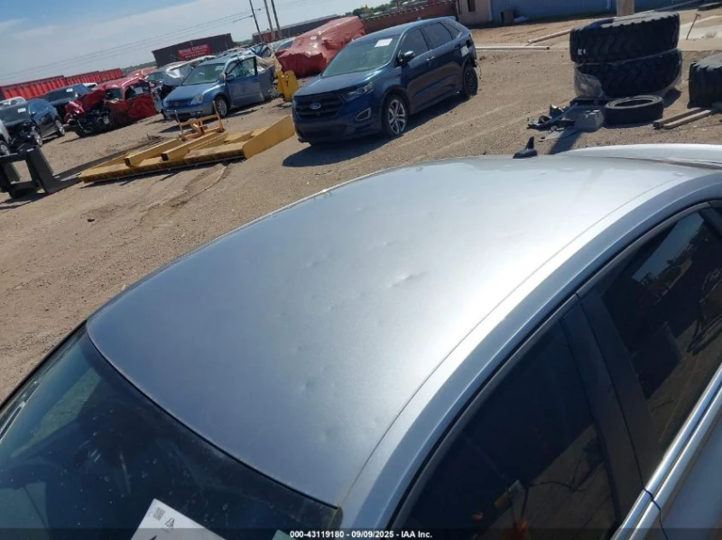 VW Jetta, снимка 9 - Автомобили и джипове - 53025543