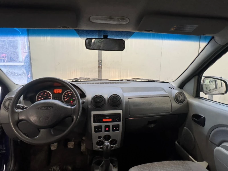 Dacia Logan, снимка 8 - Автомобили и джипове - 53093367